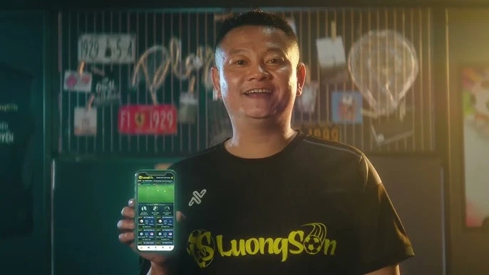 Bản Quyền 3 Một buổi đàm phán cấp phép phát sóng giữa LuongSon TV và Phạm Văn Quyến